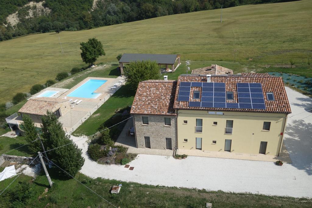 Amico Country House Serra San Quirico Eksteriør billede