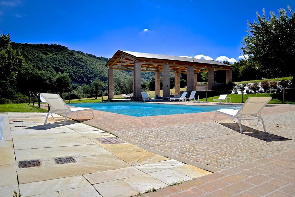Amico Country House Serra San Quirico Eksteriør billede