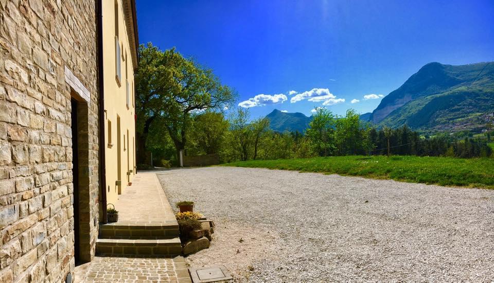 Amico Country House Serra San Quirico Eksteriør billede