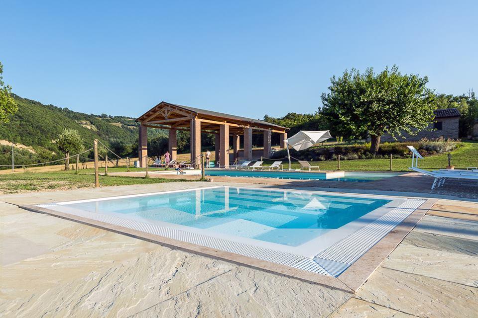 Amico Country House Serra San Quirico Eksteriør billede