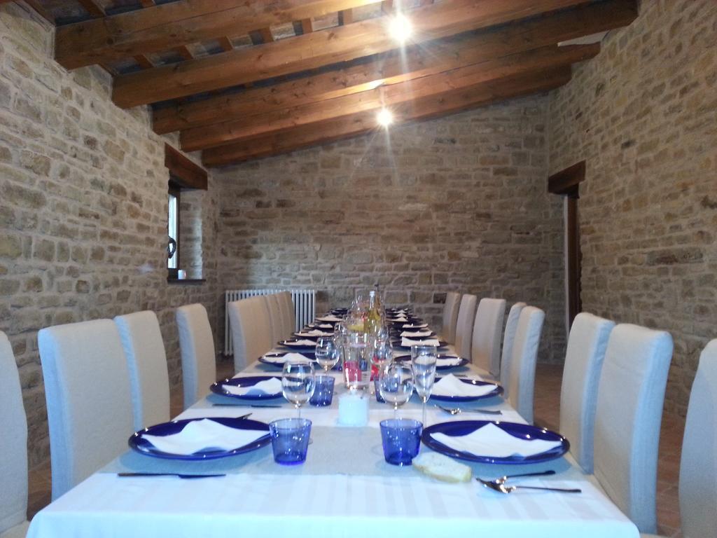 Amico Country House Serra San Quirico Eksteriør billede