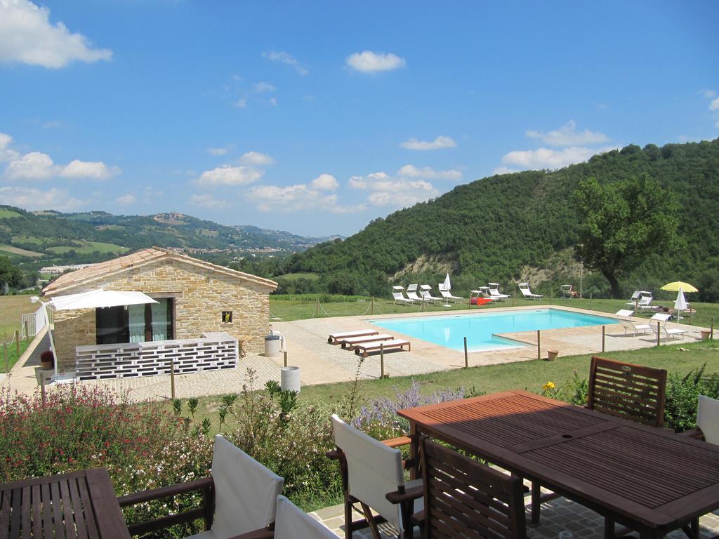 Amico Country House Serra San Quirico Eksteriør billede